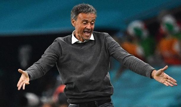 九游体育-恩里克：莫拉塔带伤要求射点球 卢卡库给我启发