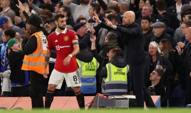 九游体育官网入口-滕哈赫跟B费的6秒钟交谈，带来了卡塞米罗的绝平